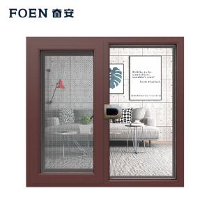 نافذة ذات إطار