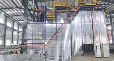 الفرق بين أكسدة الألومنيوم والرش