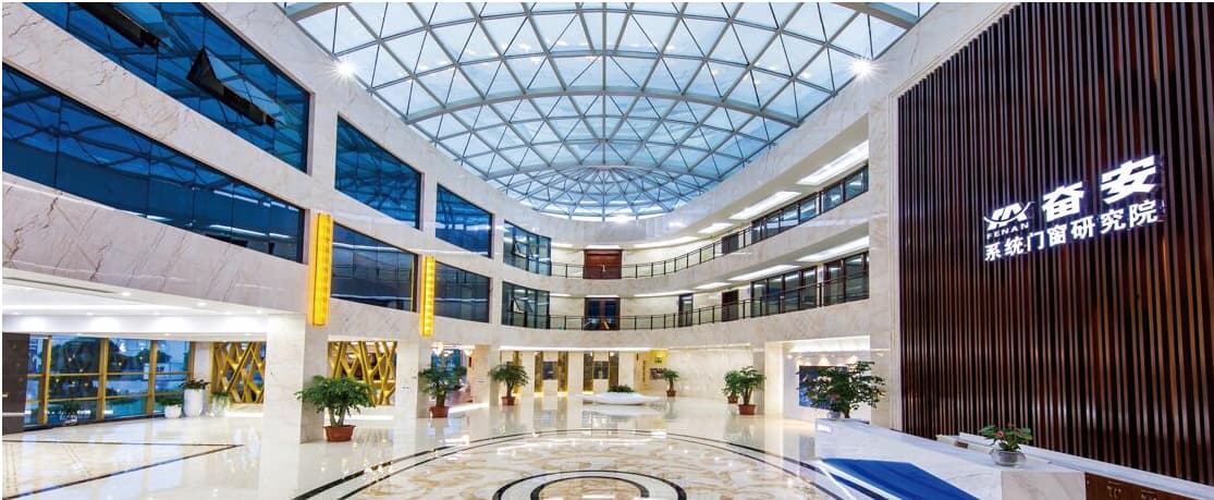 إطلاق العنان لإمكانيات لا حدود لها في التصميم الصناعي: FOEN تتعمق في أنواع وتطبيقات متنوعة من إطارات الألومنيوم المبثوق